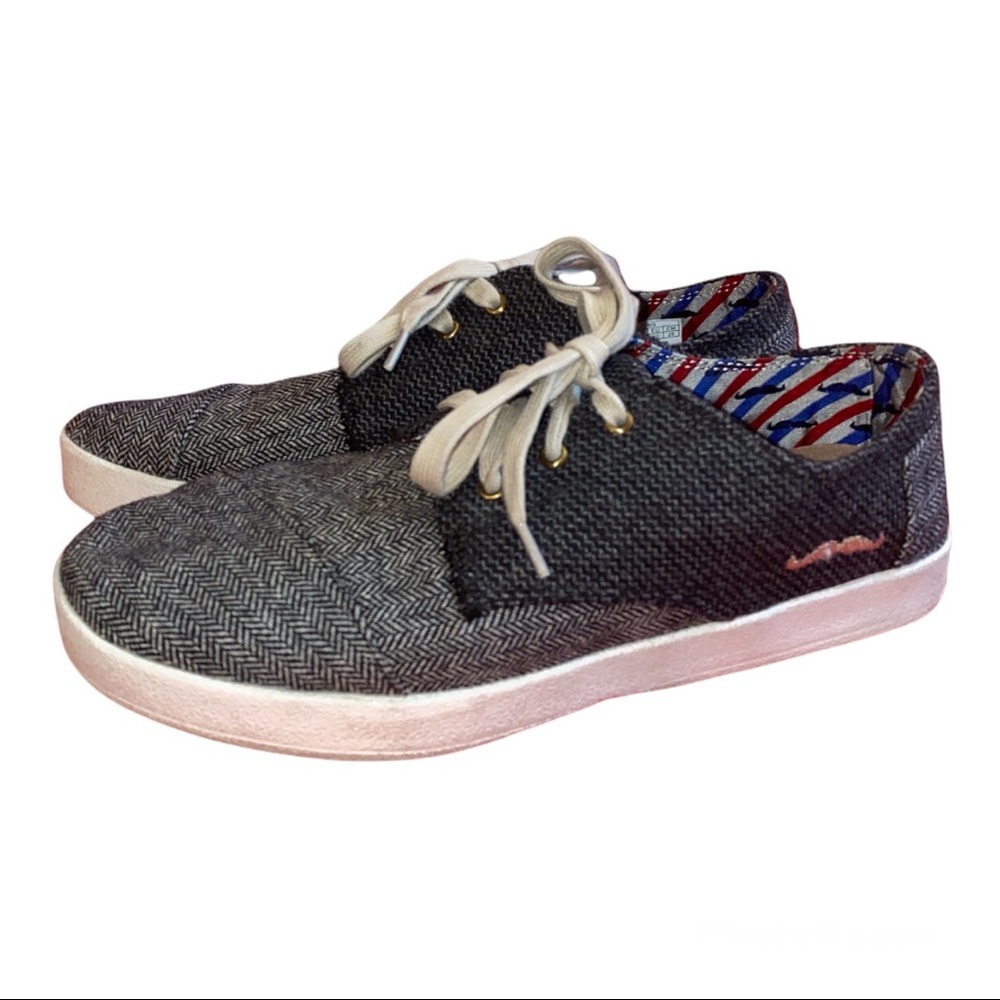 Toms Paseos Movember Moustache Herringbone Shoes